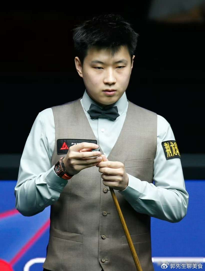 2026世界杯手机观看-霍金斯终夺冠，老将突围引反思，奖金规则悄悄改写斯诺克逻辑|巴里·霍金斯|利索夫斯基|比赛|冠军|选手_新浪体育_新浪新闻