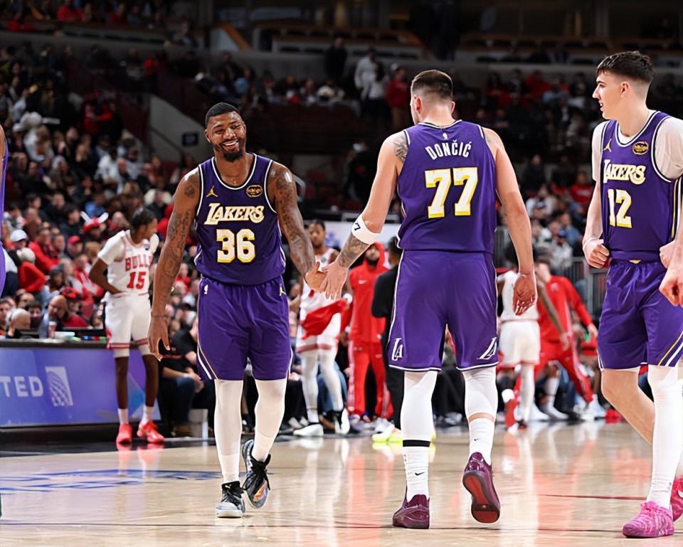 精神属性太关键了！湖人后场大闸的作用无法体现在他的数据上？